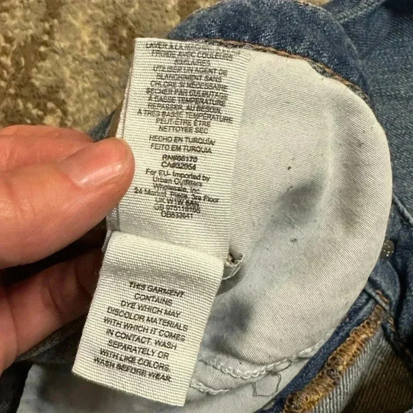 Free People We the Free Flare Leg Distressed Jeans Size 31 - Picture 8 of 8